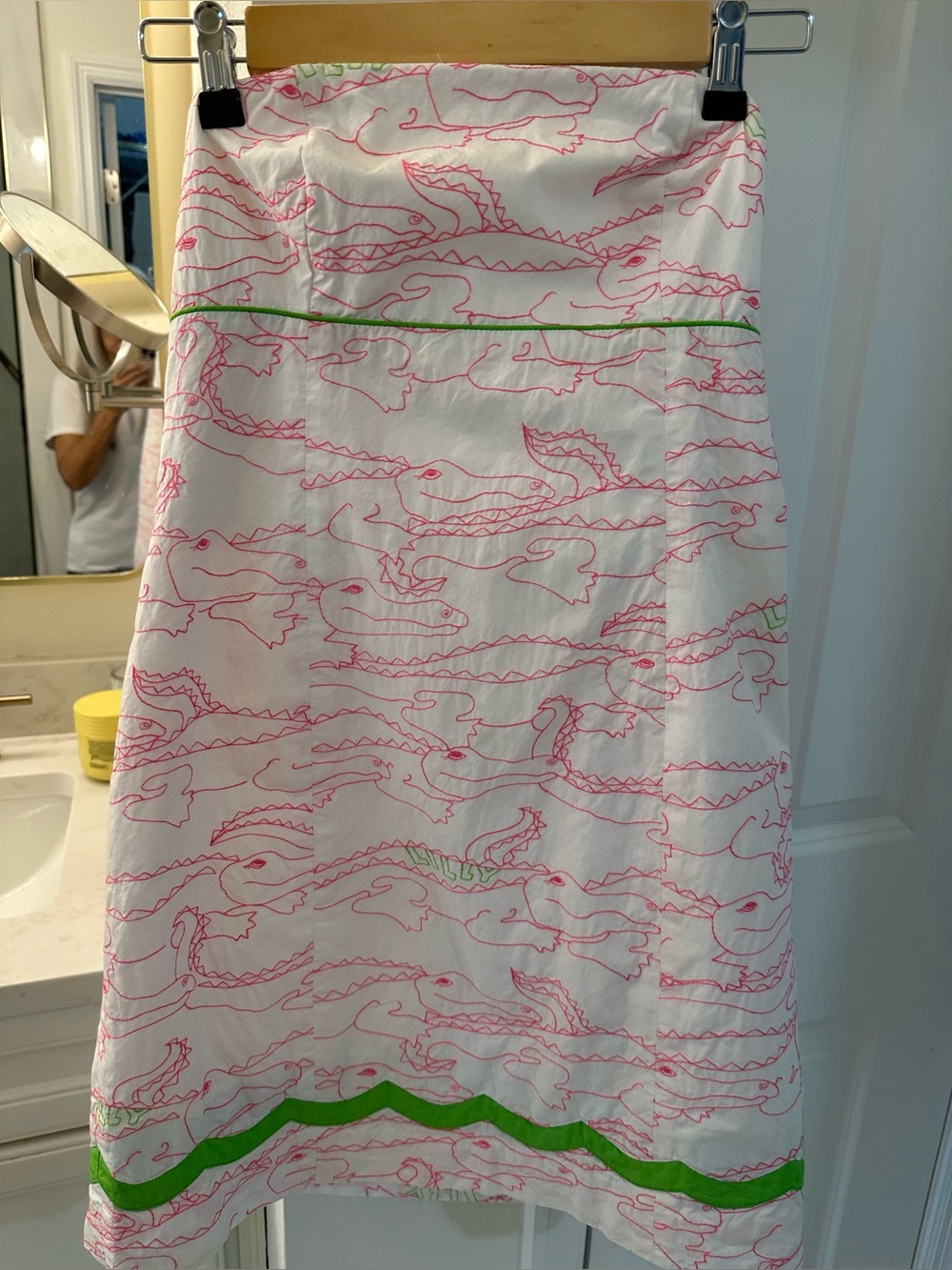 Lilly Pulitzer White A-Line Dress with Pink Alligator Print & Green Trim